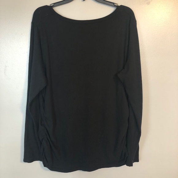 Black Isabel Maternity Target V-Neck - Picture 2 of 4